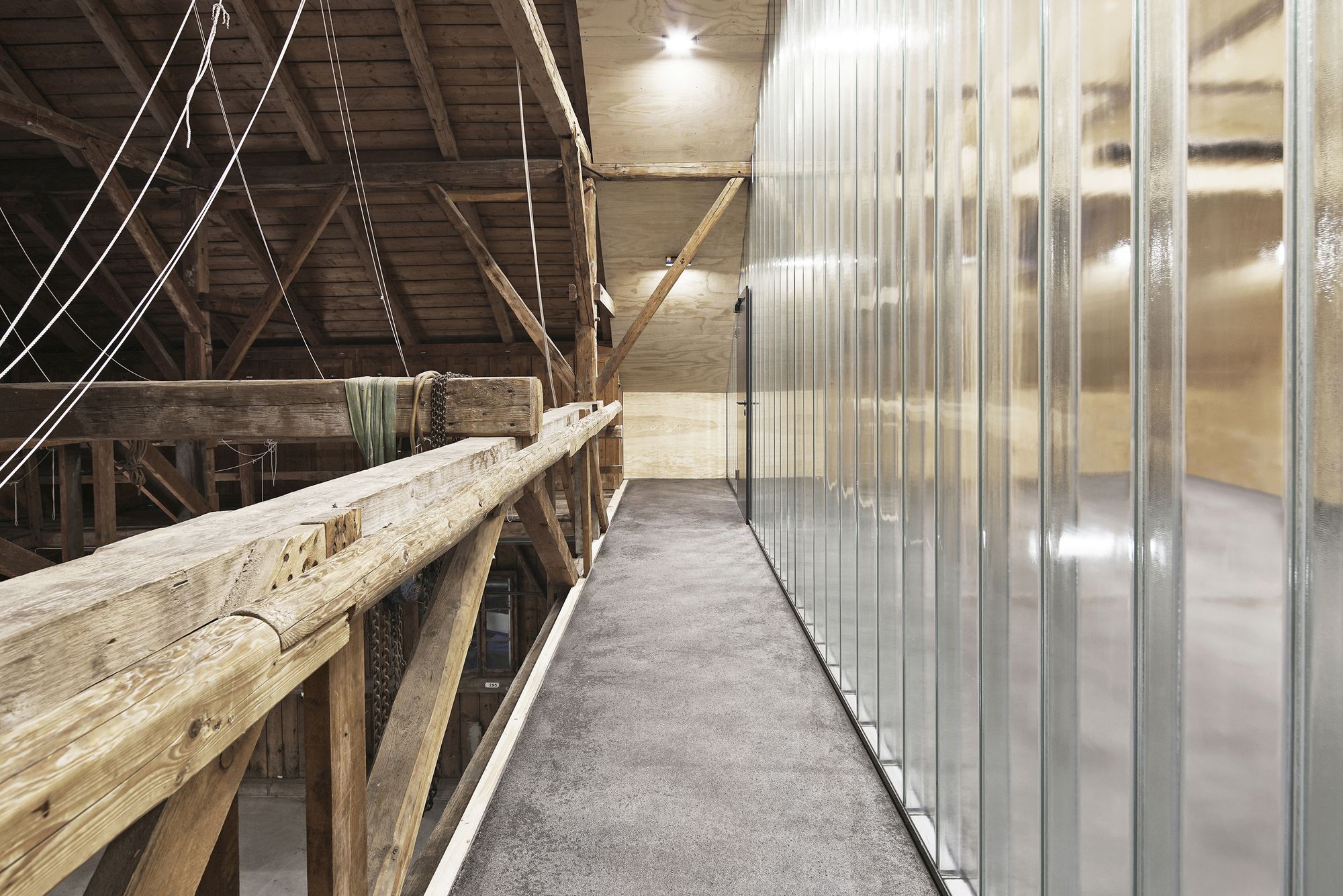 超透U型玻璃旧建筑改造