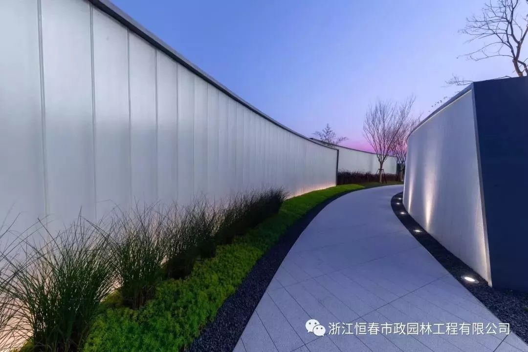 浙江杭州融创城U型玻璃