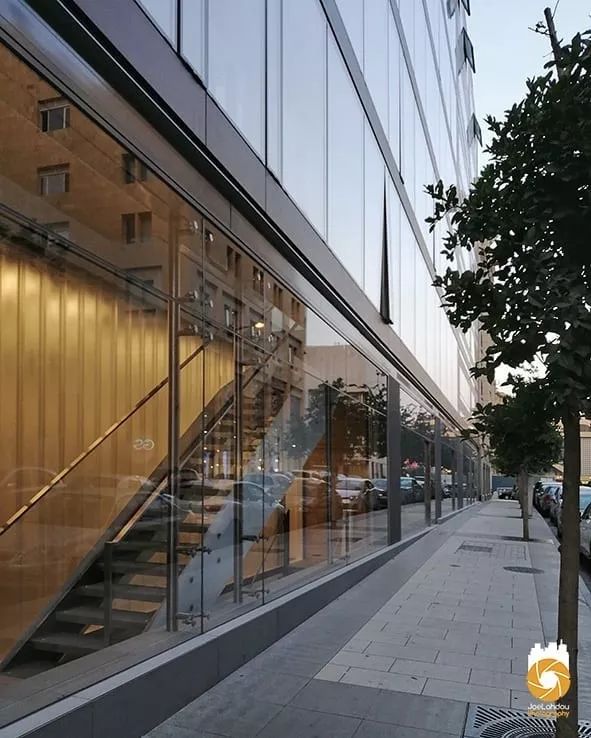 黎巴嫩贝鲁特巴黎大道大厦U玻