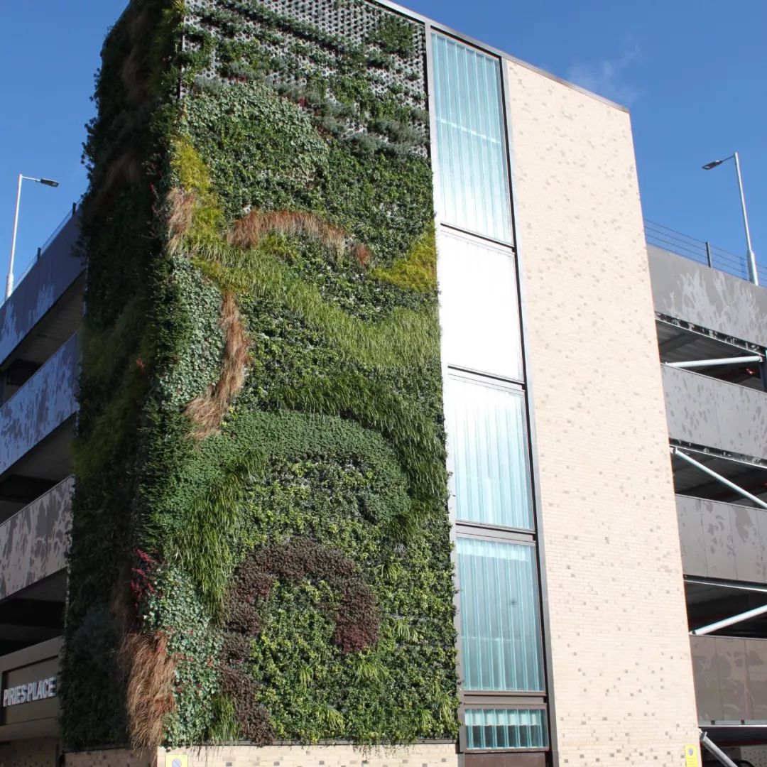 英国皮尔斯停车场U玻