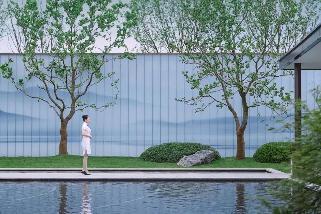 江苏南通龙湖·天宸原著示范区U玻